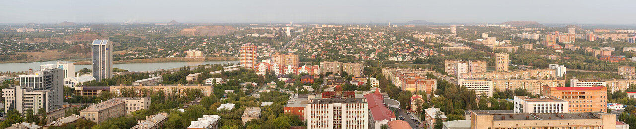 Осінні квіти · Донецьк