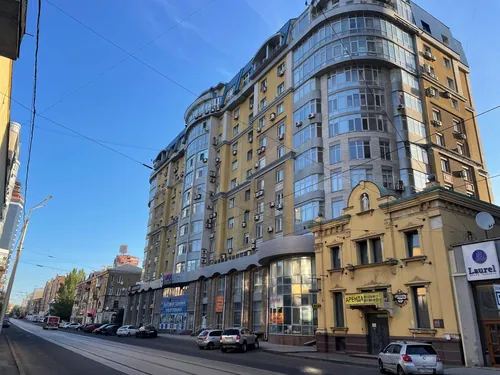 Донецьк в окупації · нові кадри 2025