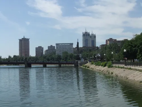 Вулиці Донецька · 2012