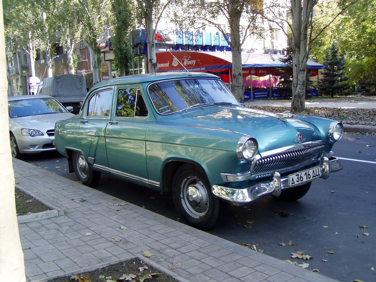 Вулиці Донецька · жовтень 2006