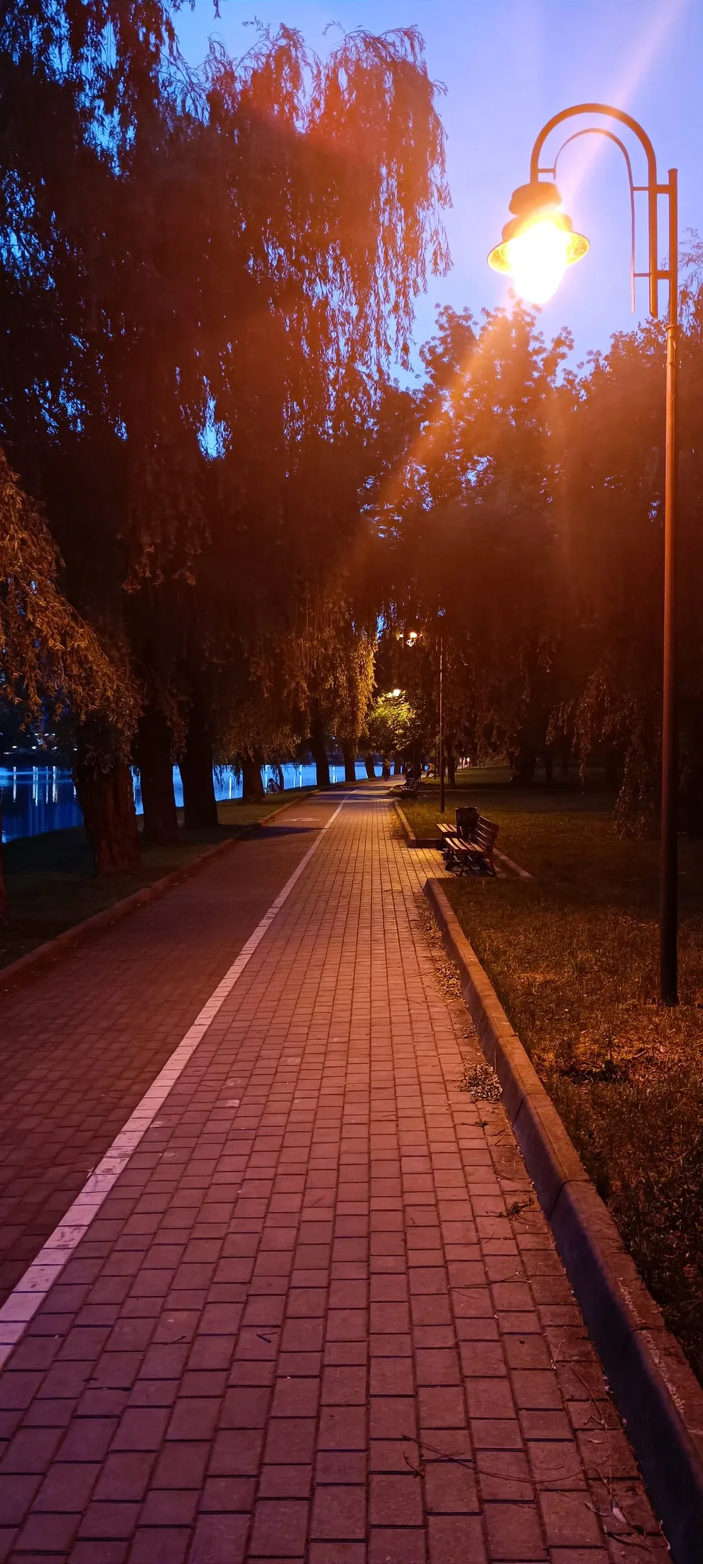 Нічний Донецьк · 2023
