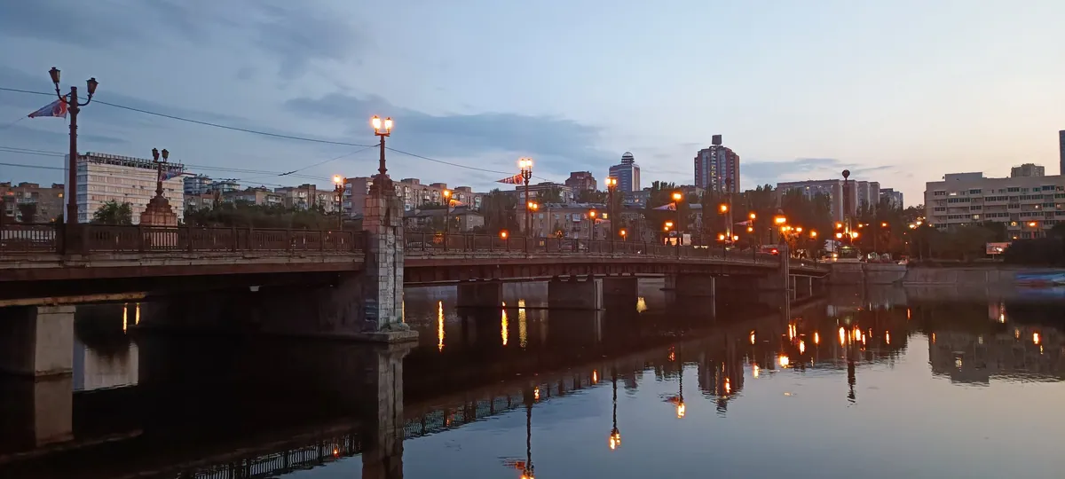 Нічний Донецьк · 2023