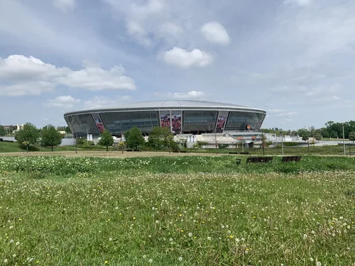 Донбас Арена · трибуни